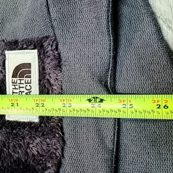 Northface Women's Purple Fuzzy Fur Vest Size Large - Picture 5 of 10